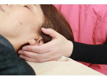 整体院すこやかサロン/頭痛の方必見！