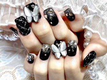 ブラックネイル　担当西村