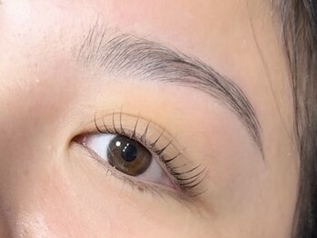 ジョワ(JOIE)の写真/【藤が丘/駐車場完備】アイブロウ×まつげパーマで目元の印象UP♪骨格に合わせたデザインが得意♪