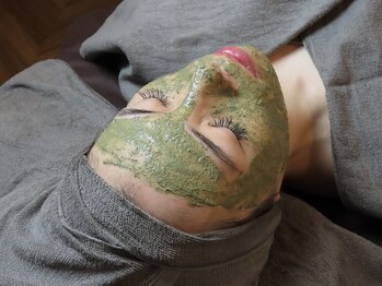 マテオ(Matteo)/REVIハーブピーリング