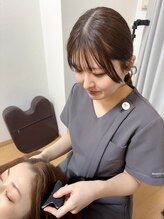 天王寺で肩こりと腰痛にリンパマッサージと骨盤矯正で姿勢改善する女性用整体院 整体師 正木