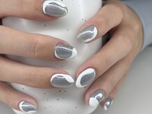 プチボヌール(Petit bonheur)/マグネットネイル