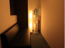 肩こり 頭痛専門整体 ほぐしの匠 ユアーズ瀬野川店/【待合いスペース】