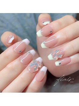 フレア(flair)/フレンチネイル