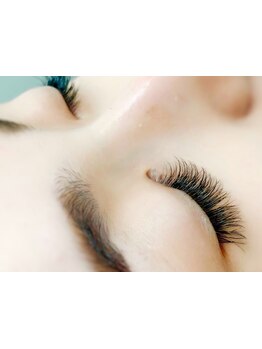 ボリュームのある目元にしたい