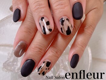 ネイルサロン アンフルール/