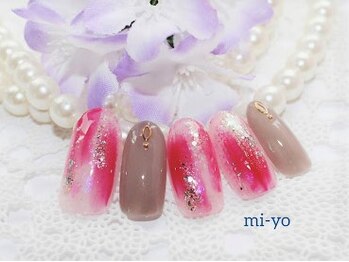 ミーヨ ネイル(mi-yo nail)/【定額¥8800(税込)★】