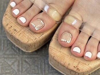 ラヴィエ ベル(La vie est belle)/シンプル大人アート