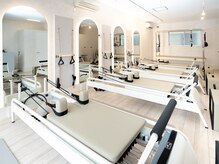 リフトピラティス(LYFT PILATES)