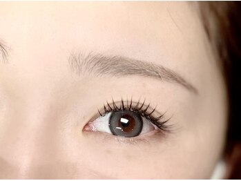 レイリス 金町店(Raylice)の写真/「派手すぎず、でも印象は変えたい」大人女性に。パーソナルカラー診断から私だけの似合う目元をご提案。