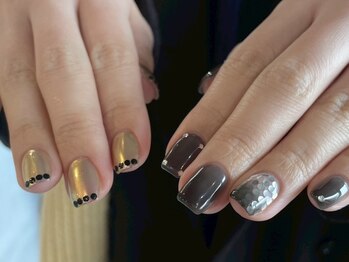 キラキラ大人春ネイル♪