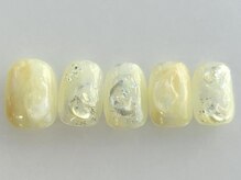 アイネイルズ 池袋店(I-nails)/ツヤツヤイエローラメ