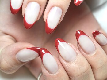 ファン ネイルサロン スクール(Fun)/フレンチ+ワンカラー