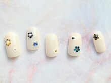 ミーム(meme)/フラワーネイル