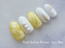 ハニービービー(Honey Bee Bee)/イエローニュアンスネイル