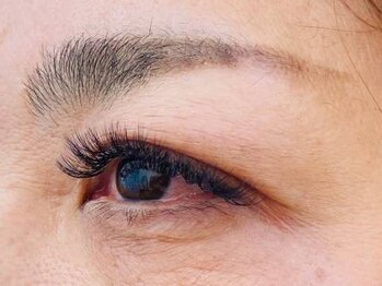 ルビード(R.Bead)の写真/【オフ無料☆フラットラッシュ100本初回￥4500】ナチュラル～ボリュームEYEまで!付け放題メニューもご用意!
