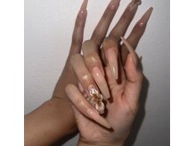 ブライダル・パーティーイベント前の特別ネイルにも♪