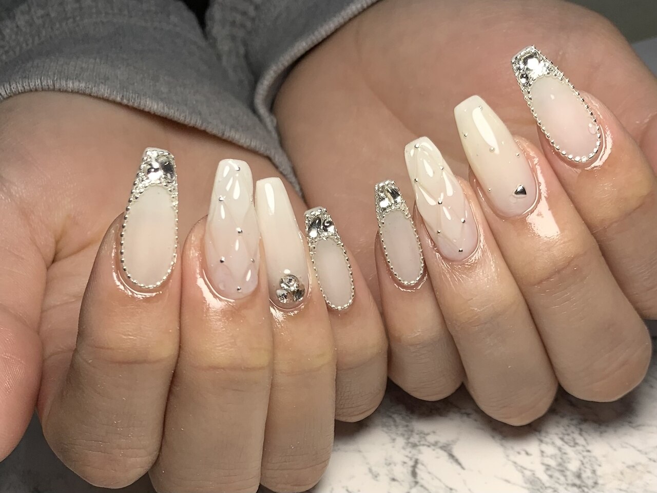 アズネイル 大宮(AZU NAIL)｜ホットペッパービューティー