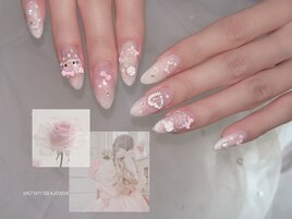 ガーリーリボンチークネイル