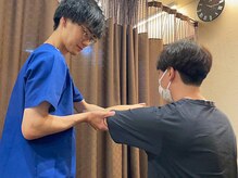 守山ヒラク整体院(守山HIRAKU整体院)の雰囲気（姿勢や動作を確認し、状態に合わせて施術をご提案）