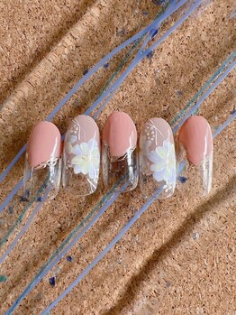 ミテソロ(mi tesoro)/2024年8月定額ネイル 6600