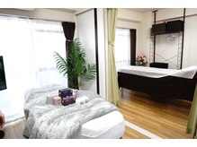 ティーエムスタジオ(TM sutajio)の雰囲気(落ち着いた施術ルームです【フォトをご覧ください】)