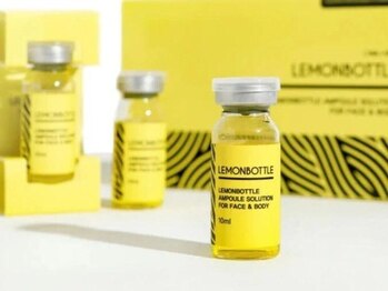 ラピス 新宿の写真/【韓国で話題！脂肪分解レモンボトル】最新の脂肪分解施術で速攻小顔ケア