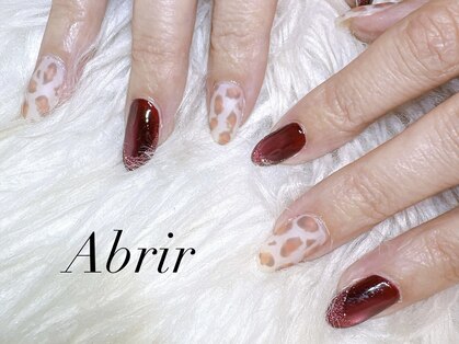アブリール(Abrir)の写真