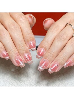 ピュアアンドリッチネイルサロン(Pure&Rich Nail Salon)/チークマグネットフレンチネイル