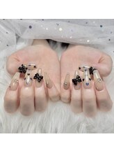 アミネイル(Ami Nail)/ワンホンガーリーネイル