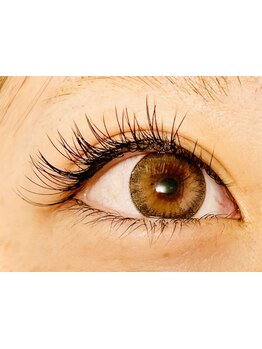 ボリュームのある目元にしたい