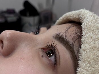 サロンドリッチェ(Salon de RICHE)の写真/【まつパ/ラッシュリフト4,400円~、マツエク/フラットラッシュ4,400円~】ナチュラル上品な褒められeyeへ♪