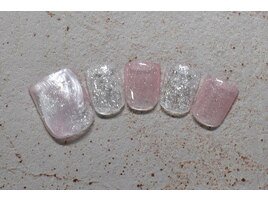 6000円　フットネイル