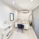 リリーネイルアトリエ(Lily Nail Atelier)