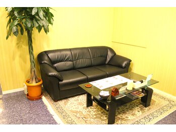 ソフトハンド 蒲田店/リニューアルしたばかり!待合室