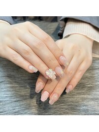 うるうるガーリーネイル