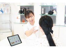 今のお肌悩みに寄り添い、なりたい自分を一緒に想像しましょう