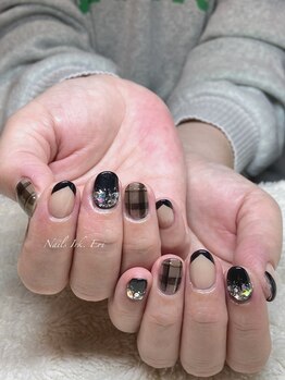 ネイルズ イルク(Nails Irk)/ブラック