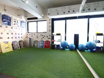 新長田はなまえ整骨院/芝生エリアの充実！！