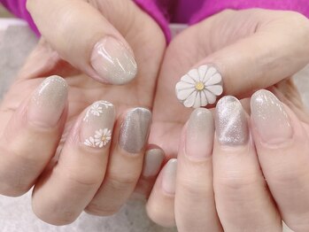 プライズアイリス アイラッシュ 池袋東口店(prize Iris eyelash)/ぷっくりフラワーネイル