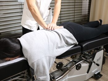 セレネ整骨院 おゆみ野院/慢性化した腰痛の改善に◎