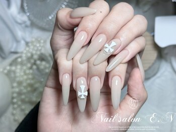 エン(E.N)/チップ長さ出しワンカラー