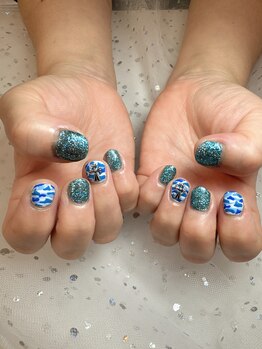 ネイルアンバー 西向田店(Nail amber)/