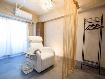 ケイトステージラッシュ 川越店/まつ毛パーマ眉WAXパリジェンヌ