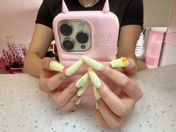 ネイルアンバー 西向田店(Nail amber)/