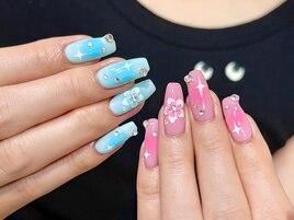 Summer Y2K nail