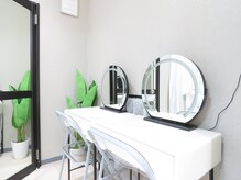 ケイトステージラッシュ 福山駅前店/内装(ドレッサーあります)