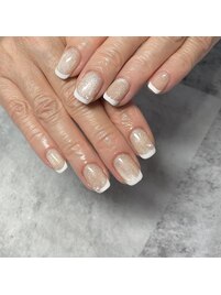 マグネット×フレンチネイル