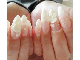 キラキラ☆ホワイトネイル☆