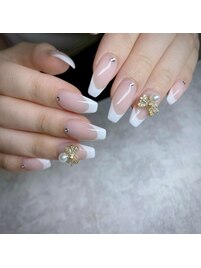 バーチャルフレンチ/冬ネイル